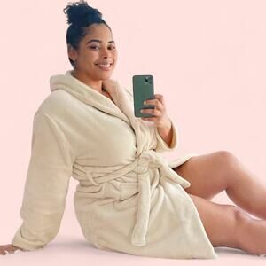 Summer rose tan plush robe (plus size)